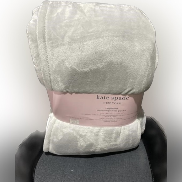 kate spade Other - 🌟Host Pick🌟 Kate Spade King Blanket